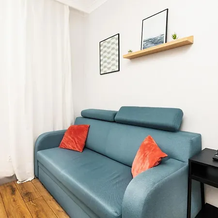 Browar Gdanski Free Parking By Renters