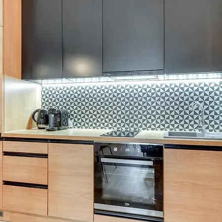 Aparthotel Browar Gdanski Free Parking By Renters