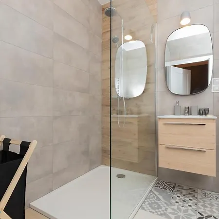 Browar Gdanski Free Parking Wrzeszcz By Noclegi Renters Aparthotel 3*