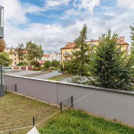 Browar Gdanski Free Parking By Renters