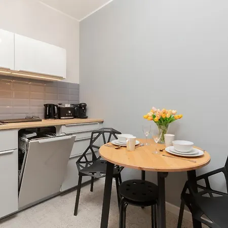 Browar Gdanski Free Parking By Renters