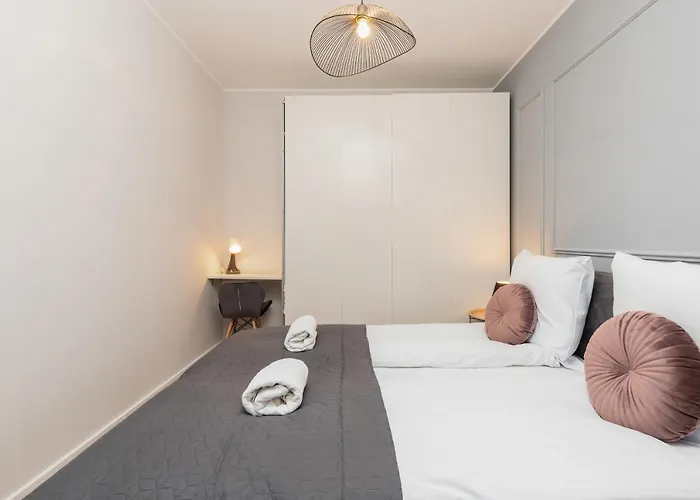 Browar Gdanski Free Parking Wrzeszcz By Renters 3*