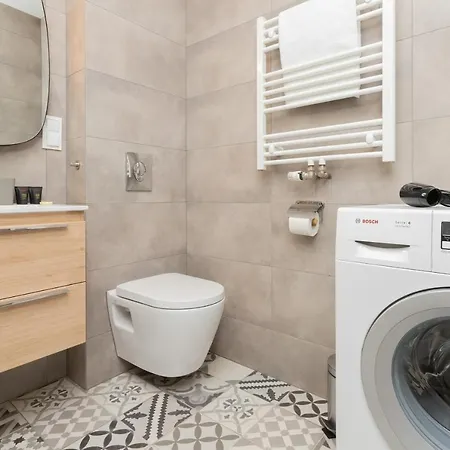 Aparthotel Browar Gdanski Free Parking By Renters