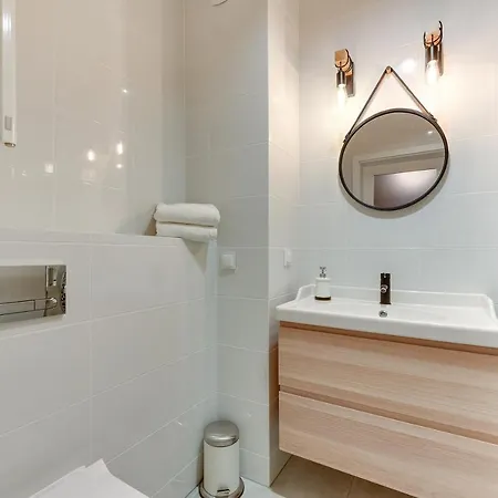 Browar Gdanski Free Parking By Renters